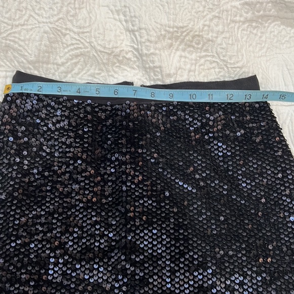 Ann Taylor Matching Sequin Set new with tags 🏷 - Picture 6 of 10